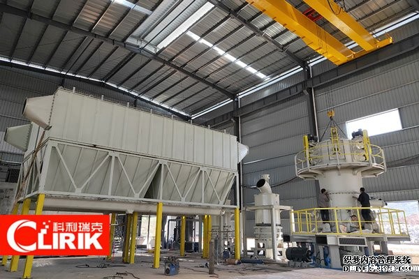 碳酸钙磨粉生产线现场
